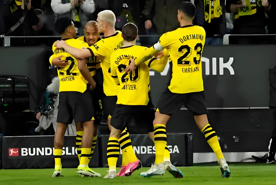 Chúng ta chỉ có thể hy vọng vào phép màu thôi sao? Tổng giá trị chuyển nhượng của Dortmund chưa bằng một nửa Barcelona và họ chưa từng giành chiến thắng trong 6 lần chạm trán lịch sử.