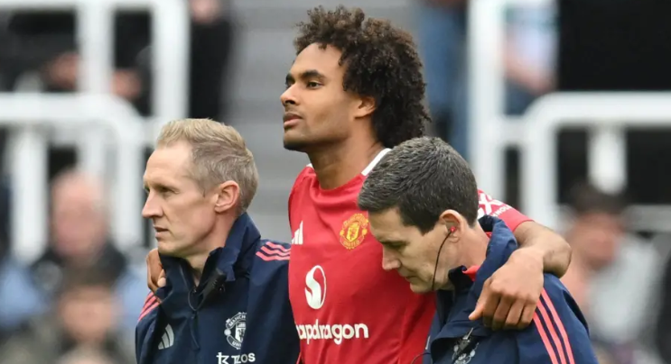 BBC: Zirkzee sẽ phải ngồi ngoài trong một thời gian dài do chấn thương gân kheo và có nguy cơ phải nghỉ thi đấu cả mùa giải
