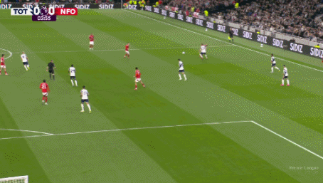 ⚽Tin tức Ngoại hạng Anh: Wood đánh đầu ghi bàn + khung thành bị thổi phạt, bàn thắng của Richarlison không đủ để cứu đội, Nottingham Forest 2-1 Tottenham vươn lên thứ ba