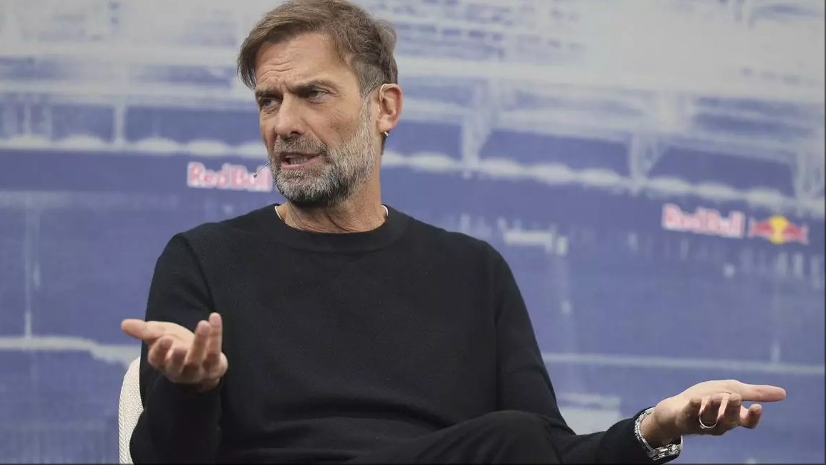 Sports Daily: Klopp trở thành ứng cử viên sáng giá cho vị trí HLV mới của Real Madrid, người bạn tâm giao của ông già cho biết gã khốn nạn có thể giải quyết được tình thế tiến thoái lưỡng nan
