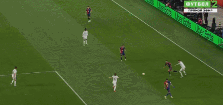Trách nhiệm này thuộc về ai? Đường chuyền lỗi của Modric đã dẫn đến bàn thắng quyết định của Kounde. Ancelotti chỉ ra rằng có một sự hiểu lầm lớn giữa hai cầu thủ.
