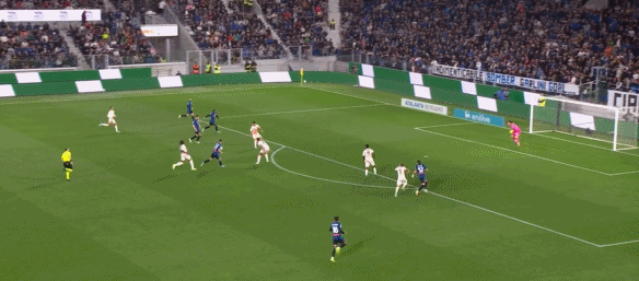 ⚽Báo cáo Serie A: Lookman ghi bàn, Sulaimana ghi bàn thắng quyết định, Atalanta đánh bại Roma với tỷ số 2-1 để tiến vào Champions League