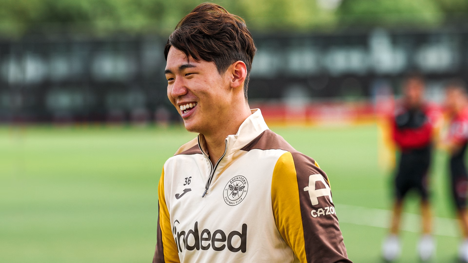 Quan chức Brentford: Hậu vệ 20 tuổi người Hàn Quốc Kim Ji-soo gia nhập Kaiserslautern theo dạng cho mượn