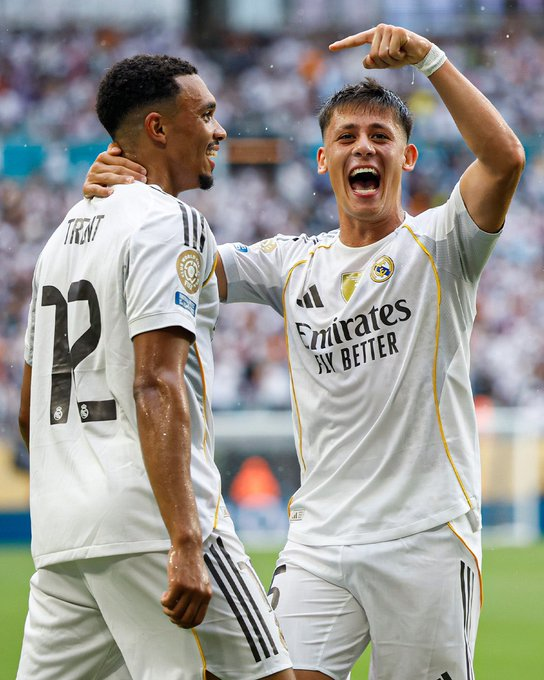 Kiến tạo đầu tiên! Arnold tạo ra bàn thắng đầu tiên trong sự nghiệp tại Real Madrid, với 51 đường chuyền thành công trong tổng số 56 đường chuyền trong trận đấu