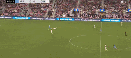 Nhiều quả phạt đền gây tranh cãi! Miami bị nghi ngờ bỏ lỡ 3 quả phạt đền, tiếng còi kết thúc trận đấu của Cincinnati bị hủy bỏ