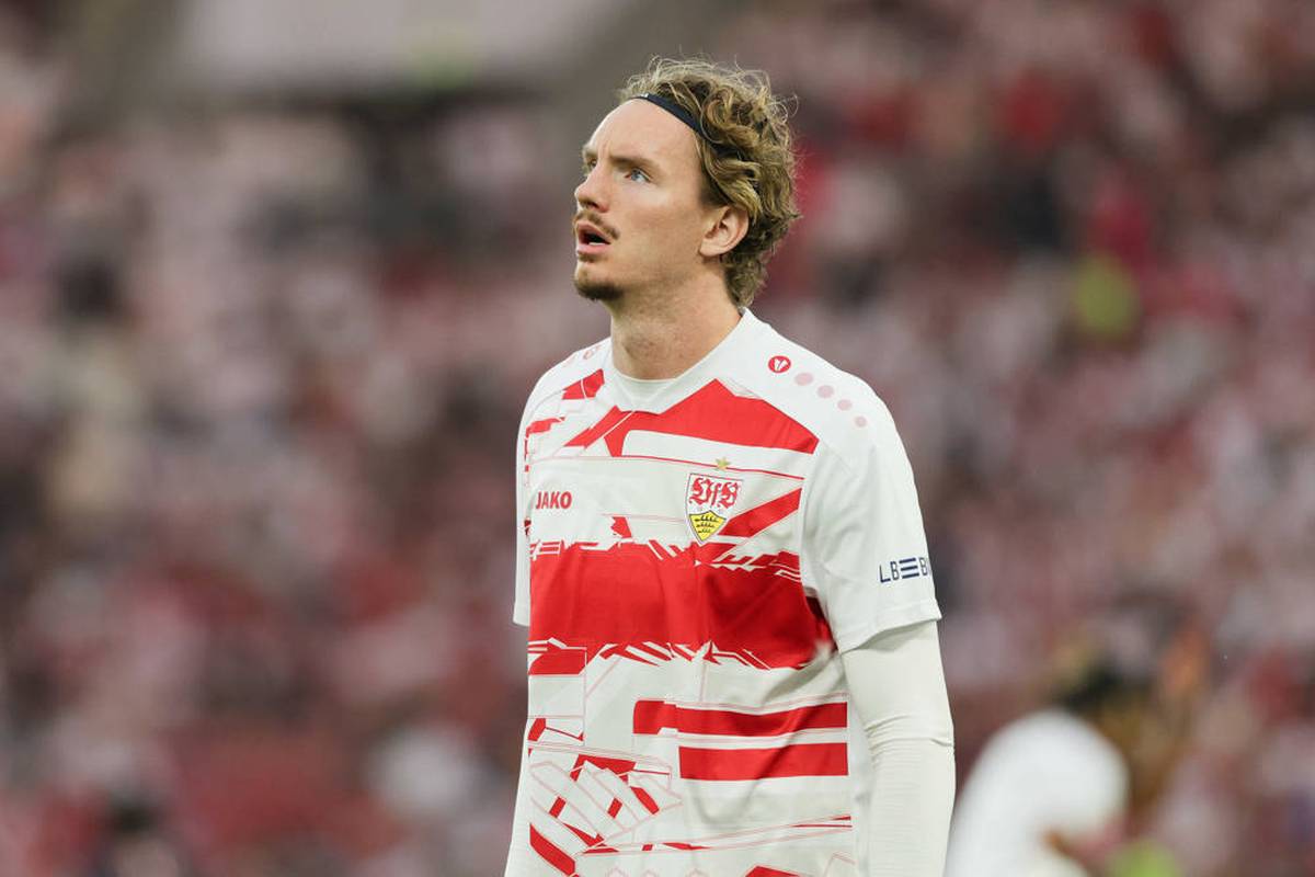 Truyền thông Đức tiết lộ email từ Bayern Munich và Stuttgart liên quan đến lời đề nghị chuyển nhượng của Waltermader