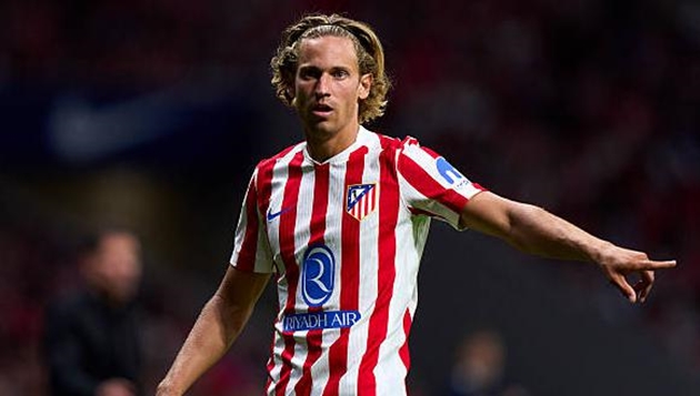 MU chiêu mộ cầu thủ của Atletico vào tháng 1